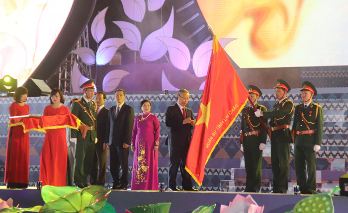 越共中央书记处常务书记陈国旺出席莱州省建省110周年纪念仪式