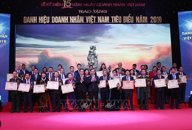 阮春福总理：企业和企业家的成功就是政府、人民和国家的成功
