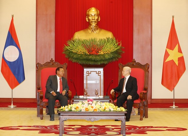 老挝领导：老挝永远铭记在老牺牲的越南志愿军和专家的功劳