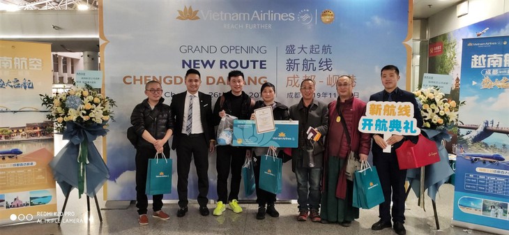 越南航空公司开通岘港至中国成都直达航线
