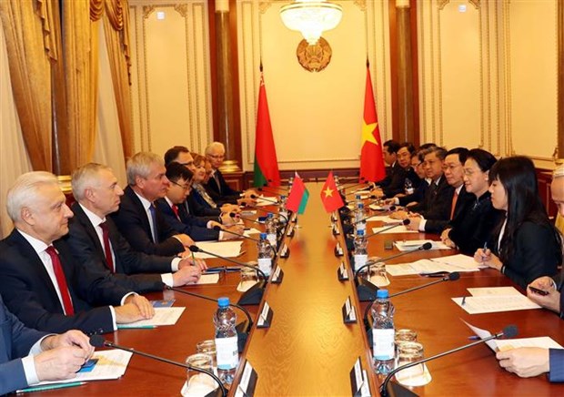 阮春副总理：越南希望加大对泰国的出口力度 面向两国贸易平衡