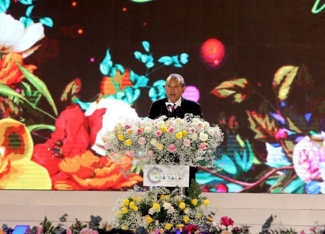 以“大叻与花”为主题的第8次大叻花卉节开幕