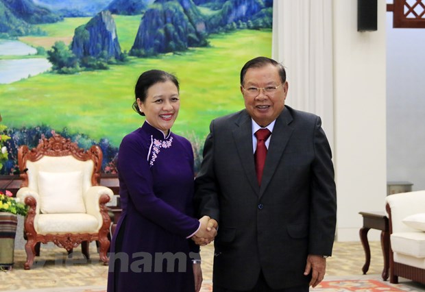 进一步密切越老伟大友谊、特殊团结与全面合作关系