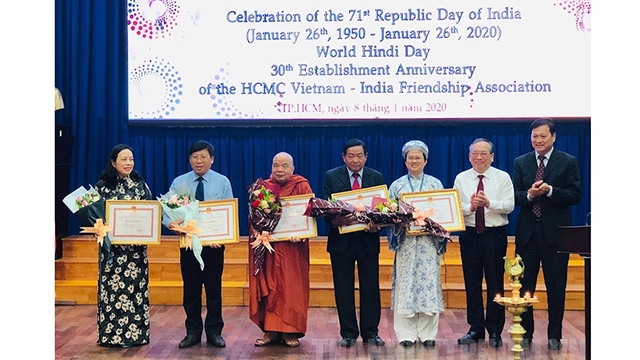 进一步加强胡志明市与印度人民之间的友谊