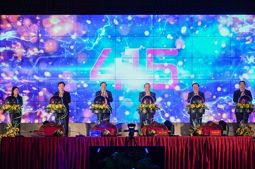 越南政府总理阮春福：税务部门要加速改革和健全组织机构