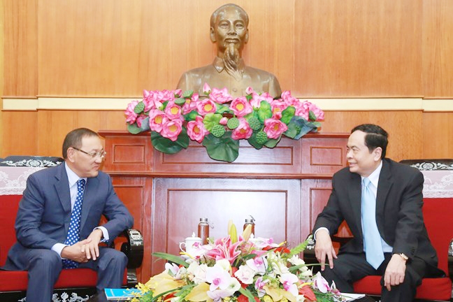 促进越南与哈萨克斯坦间的经济合作