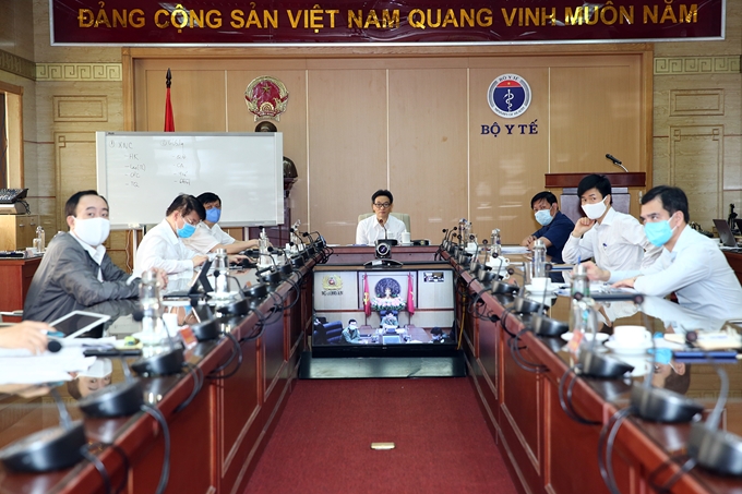 越南坚决遏制新冠肺炎确诊病例增至一千例