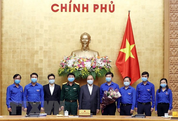 越南政府总理阮春福与胡志明共青团中央委员会举行工作会议