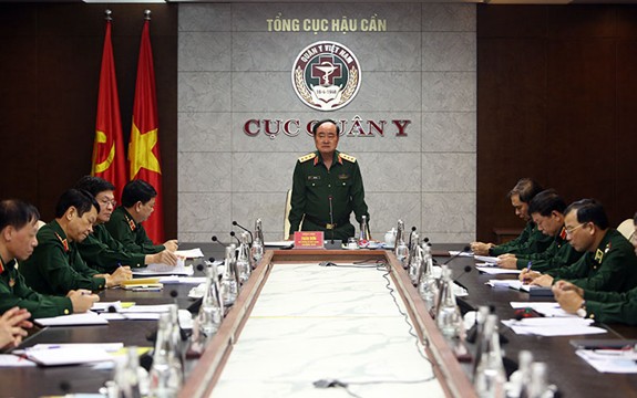 越南国防部召开新冠疫情防控指导委员会第二阶段防控工作会议