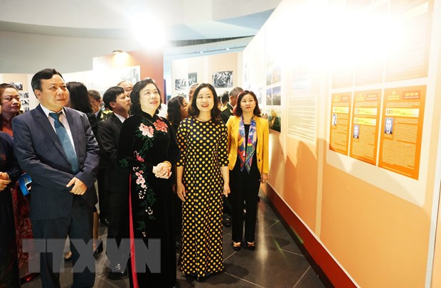 “河内——信心和崛起渴望”图片电影展