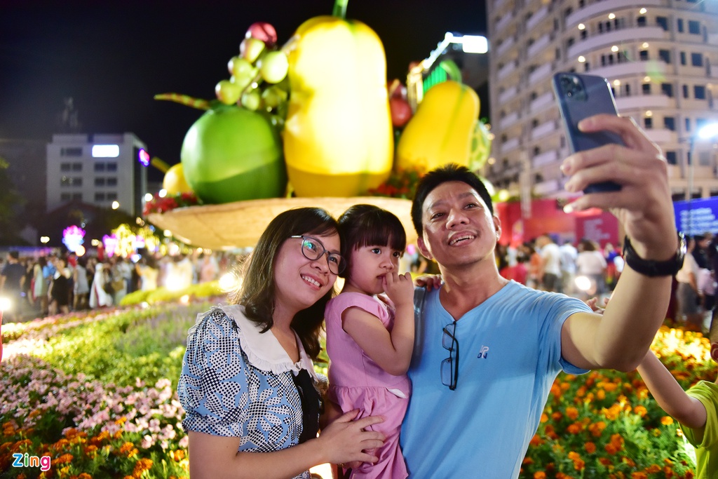 西贡旅游总公司正式启动2021年阮惠花街新创意大赛