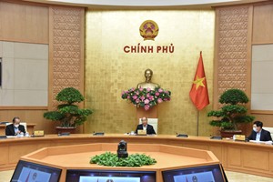 政府总理阮春福：全国人民不能掉以轻心，要继续严格实行社会隔离