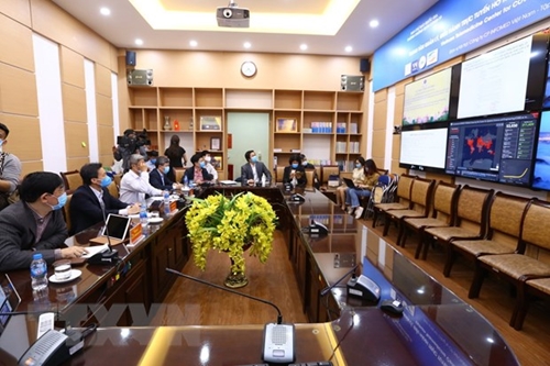 全国人民同心协力支持并认真落实政府总理的指示