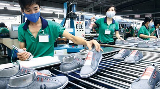 新冠肺炎疫情：胡志明市努力帮助企业恢复生产经营正常秩序