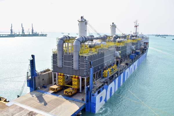 越南Doosan Vina三台重达2040吨的海水过滤设备运抵巴林