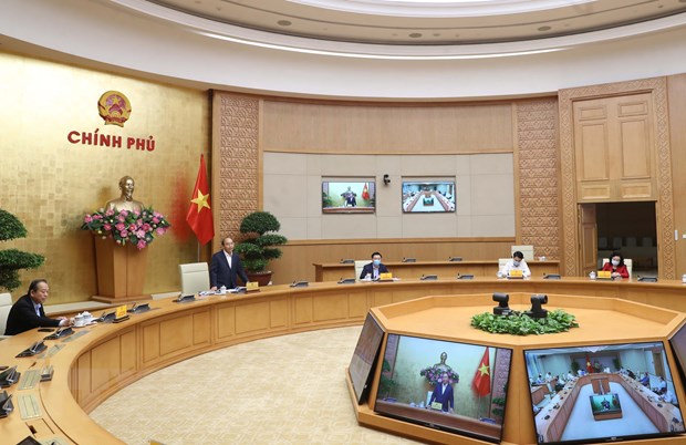 阮春福总理：河内市要大力、主动展开经济复苏措施