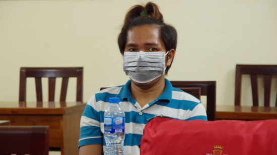 巴地-头顿省向菲律宾驻胡志明市总领事馆移交海上遇险的菲律宾船员