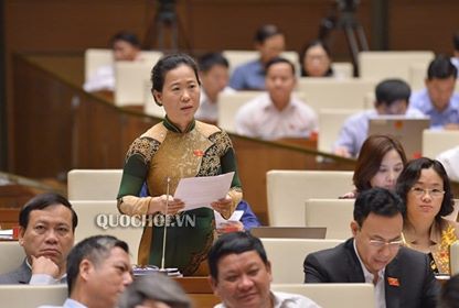 激发青年力量努力建设国家