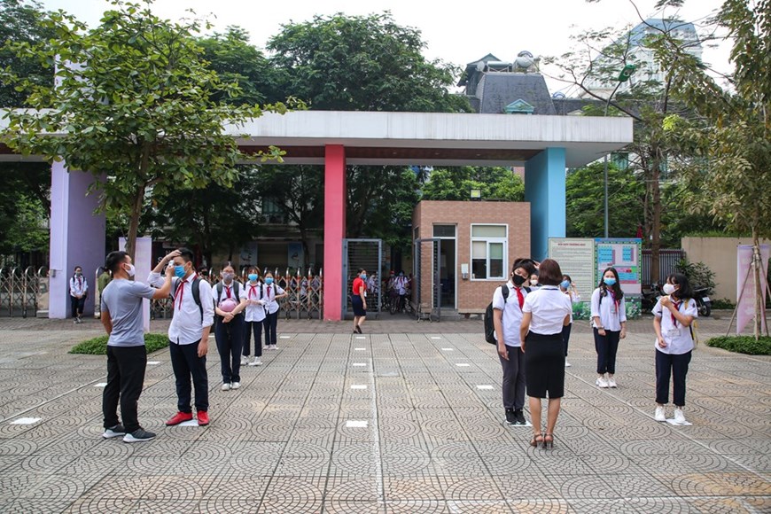 数千万名越南学生今天重返校园