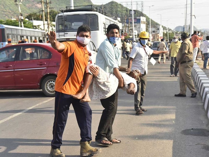 印度化工厂毒气泄漏事故死亡人数升至11人