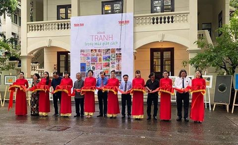 “隔离期画作”艺术画展开展仪式暨同名画册亮相仪式举行