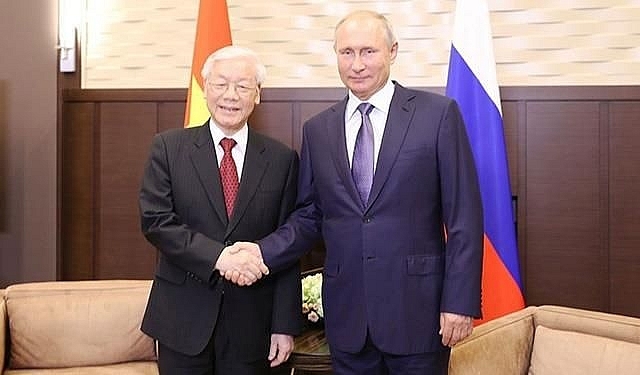 越南党和国家领导人致电祝贺俄罗斯国庆
