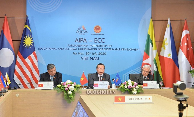 展开教育文化合作 推进东盟共同体可持续发展