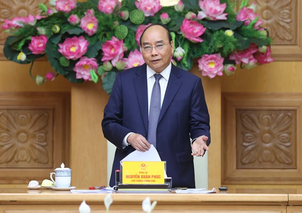 阮春福总理：力促经济增长，不让企业破产