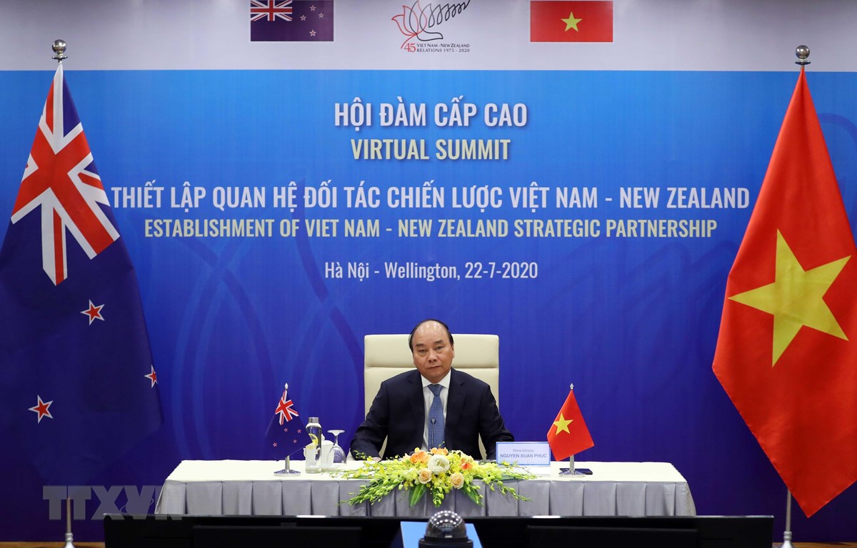 越南总理与新西兰总理举行视频会谈