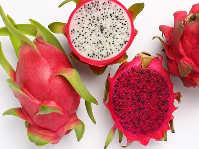 越南向俄罗斯出口10吨红心火龙果