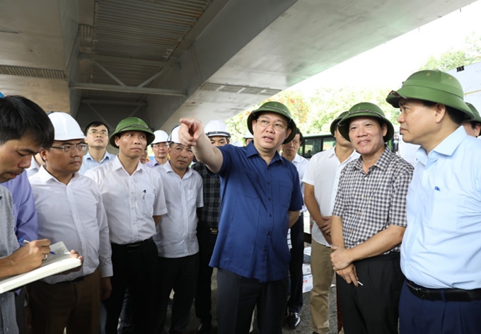 河内市将按质加快5个重点交通项目的施工进度