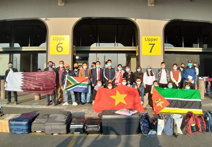 越南将在日本、中国澳门、中东和非洲的越南公民接送回国