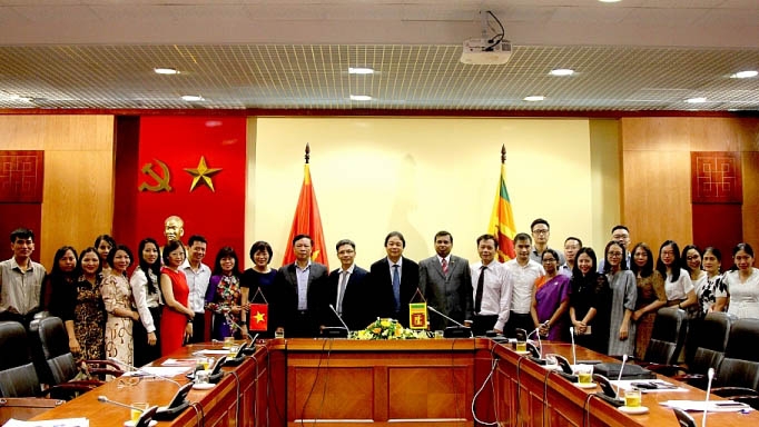 越南与斯里兰卡努力促进经济合作