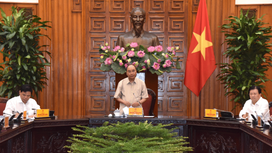 政府总理阮春福：进一步发挥在防灾减灾工作中的主动精神