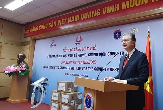 美国向越南捐赠100台呼吸机