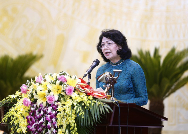 邓氏玉盛副主席：力争使和平省成为北部山区与丘陵地区的先驱