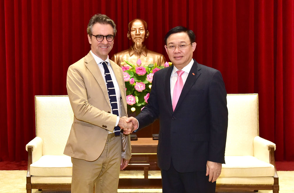 河内愿与欧盟加强在具有潜力的领域上的合作