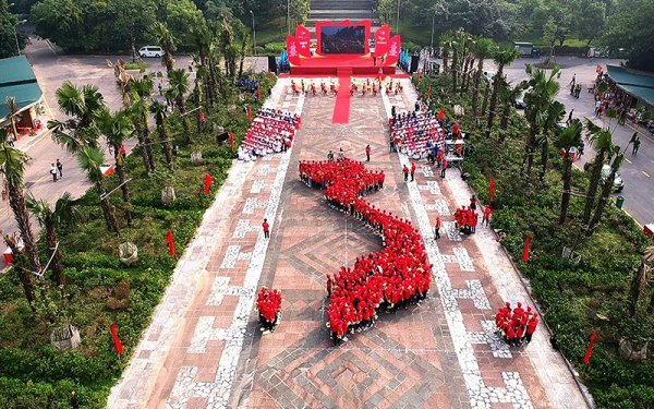 越南全民一向对越南共产党充满信心