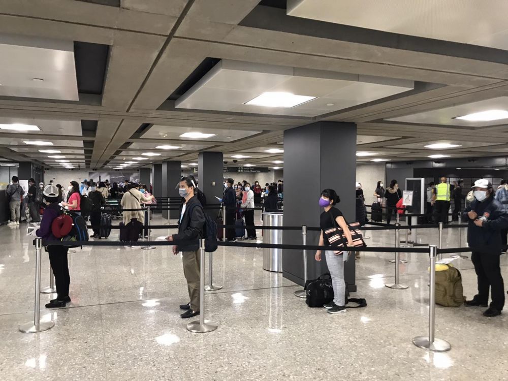 越南将滞留挪威的约340名公民接回国