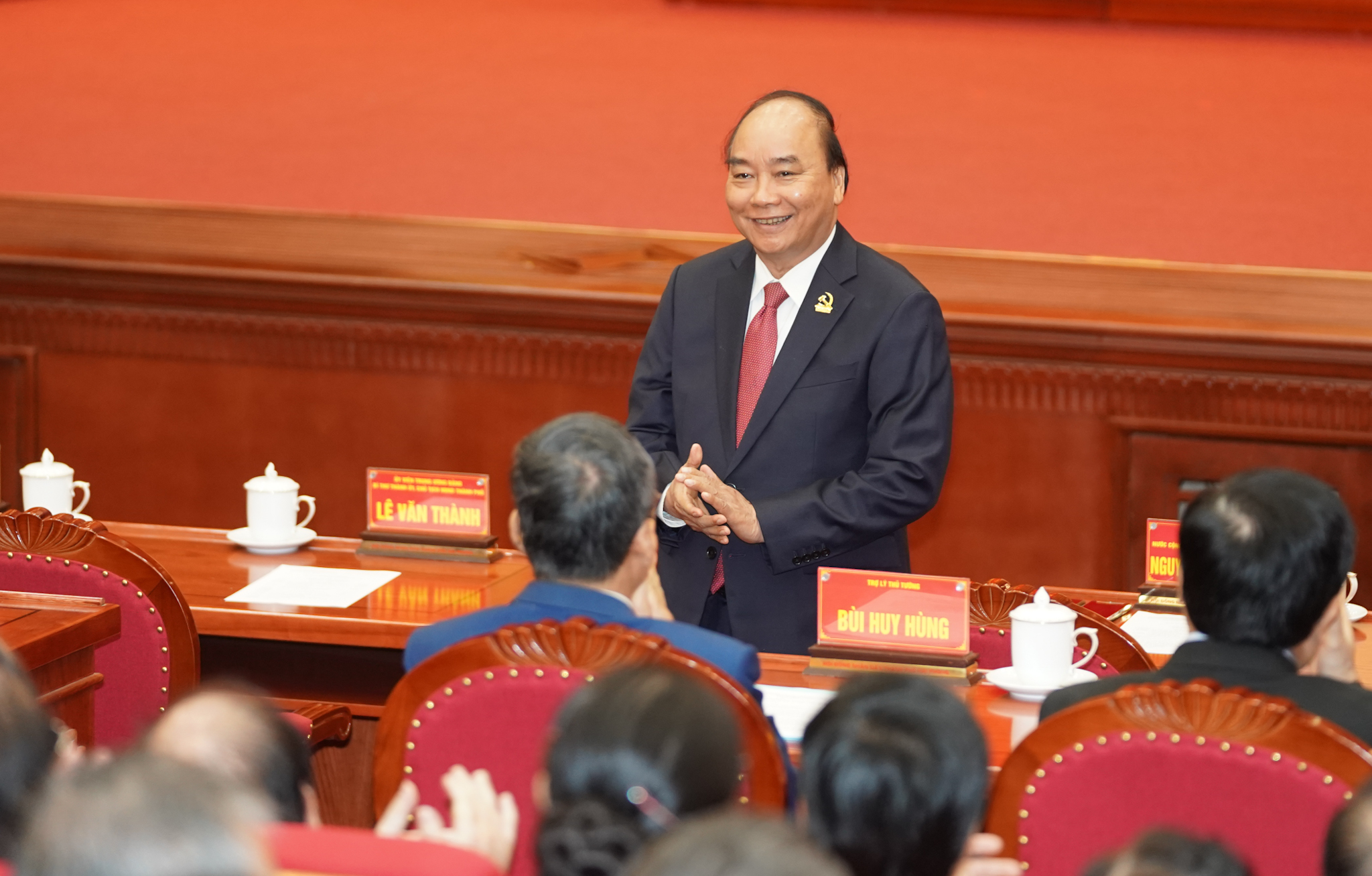 政府总理阮春福出席越共海防市第十六次代表大会（组图）