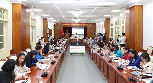 越南文体旅游部举行2020年第三季度例行记者会