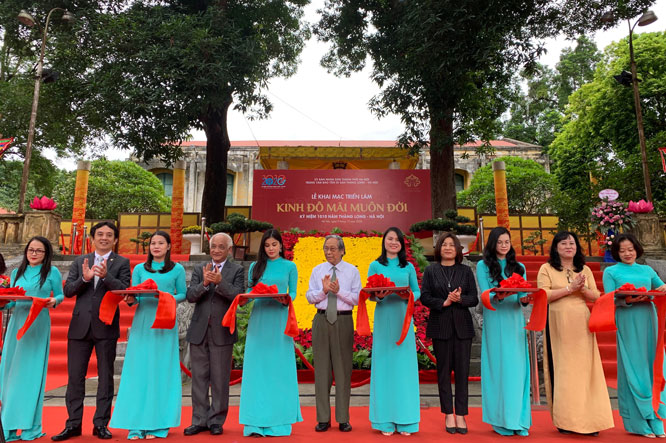 “永恒之都”展在河内开幕