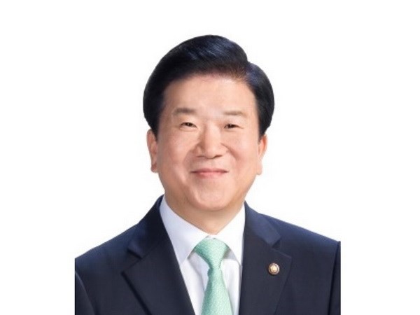 韩国国会议长开始对越南进行正式访问