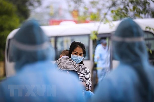 越南将在美国的近360名公民安全接送回国