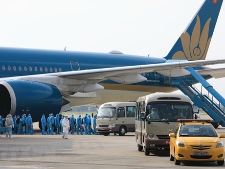 交通运输部：有机组人员和空乘人员违反隔离规定的航空公司将面临停止执行国际航班的惩罚