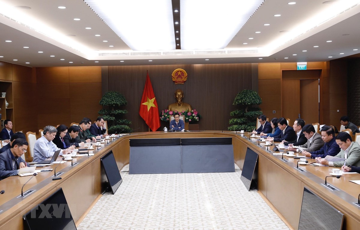越南政府副总理武德儋主持召开当前形势的新冠肺炎疫情防控工作会议