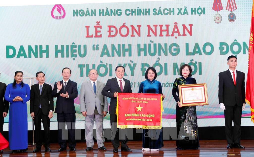 拟定和落实社会民生政策为国家可持续发展注入动力