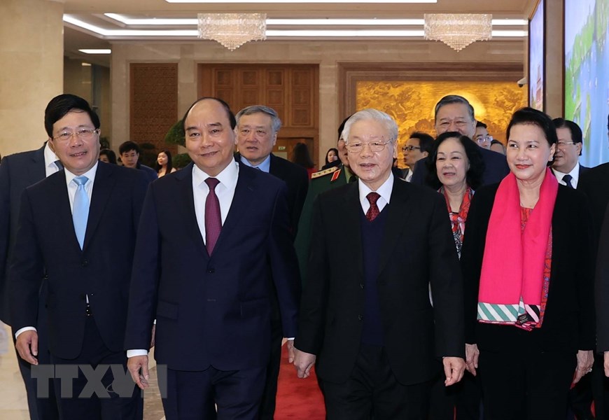 越共中央总书记、国家主席阮富仲出席政府与各地方全国视频会议（组图）