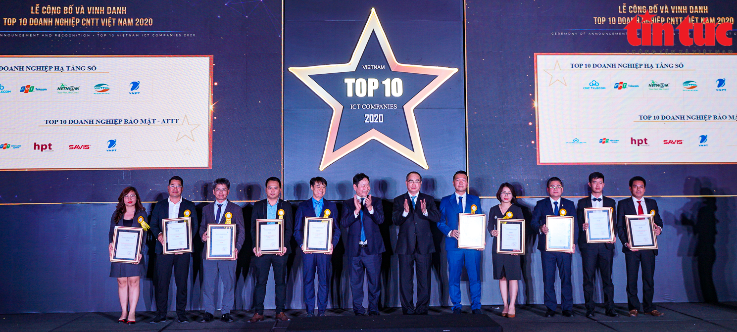 2020年 “越南信息技术十强企业”颁奖仪式在河内举行