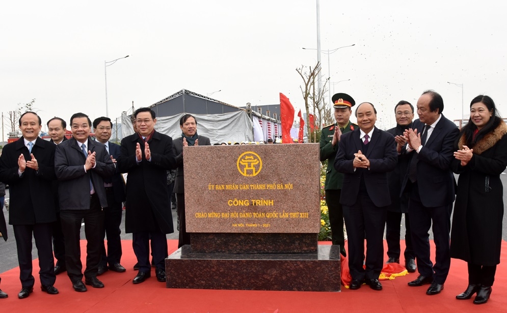 三环路与河内-海防高速公路立体交叉路口竣工投用
